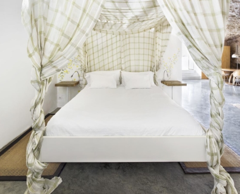 casatierra_cuevasdelpino_cama